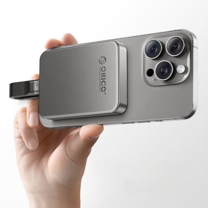 VEXO™ Drive - Magnetic iPhone Storage VEXO